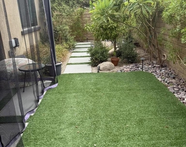 39797 Felicita Parkway - Photo Thumbnail 20