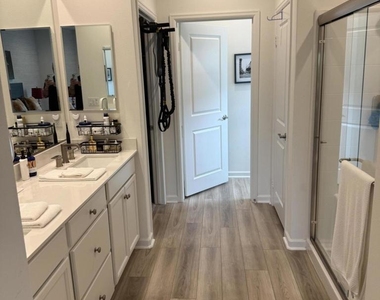 39797 Felicita Parkway - Photo Thumbnail 10