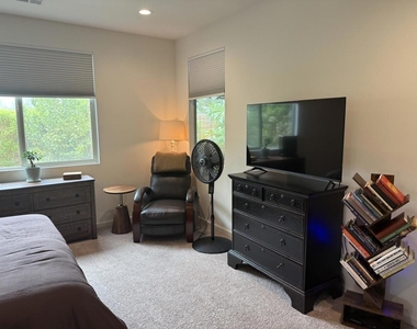 39797 Felicita Parkway - Photo Thumbnail 9