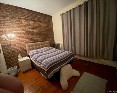 257 Main St. - Photo Thumbnail 3