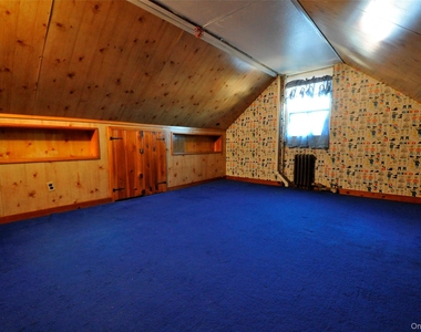 415 Lowell Avenue - Photo Thumbnail 7