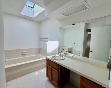 15 Pond Drive W - Photo Thumbnail 16