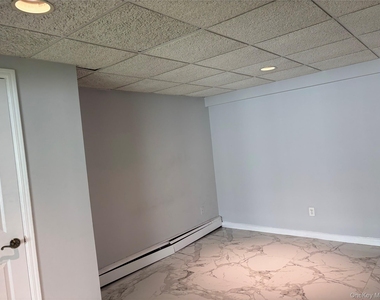 275 Evergreen Avenue - Photo Thumbnail 8