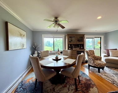 4 Loudon Drive - Photo Thumbnail 2