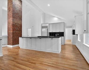 125 Horseshoe Road - Photo Thumbnail 7