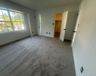 256 Quassaick Avenue - Photo Thumbnail 20