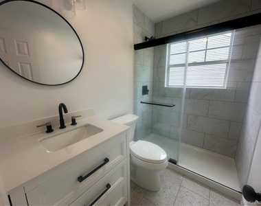 256 Quassaick Avenue - Photo Thumbnail 16