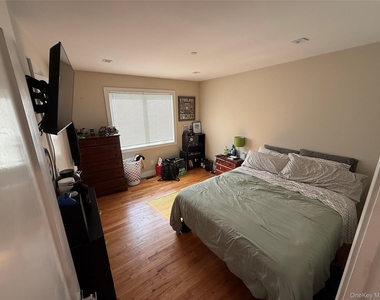 648 E Broadway - Photo Thumbnail 9