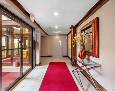 520 Ashford Avenue - Photo Thumbnail 32