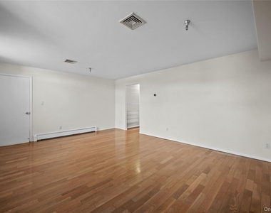 520 Ashford Avenue - Photo Thumbnail 26