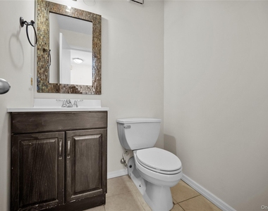 520 Ashford Avenue - Photo Thumbnail 15