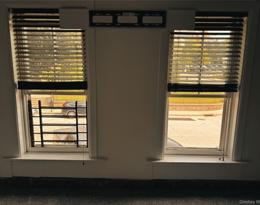 175 Main Street - Photo Thumbnail 11