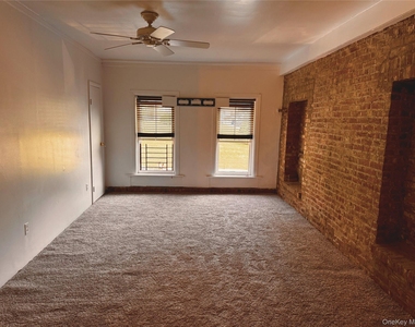 175 Main Street - Photo Thumbnail 1