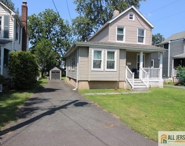 31 Stewart Place - Photo Thumbnail 1