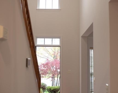 18061 Camdenhurst Drive - Photo Thumbnail 7