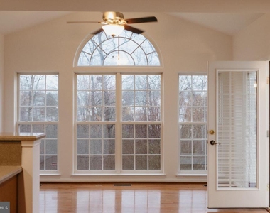 18061 Camdenhurst Drive - Photo Thumbnail 2