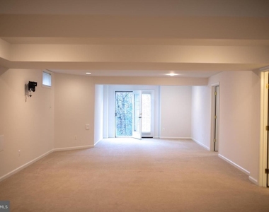 18061 Camdenhurst Drive - Photo Thumbnail 25
