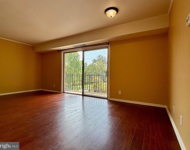 12652 Dara Drive - Photo Thumbnail 35