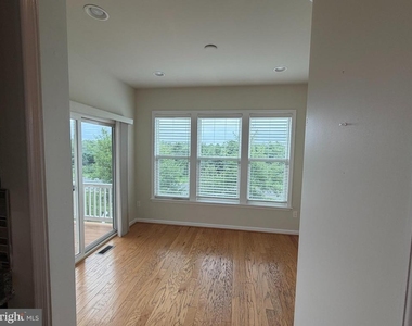 19954 Abram Terrace - Photo Thumbnail 23