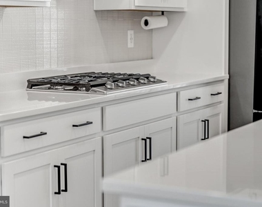 22812 Tawny Pine Square - Photo Thumbnail 11