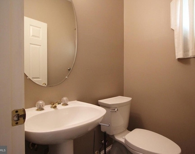 6032 Kelsey Court - Photo Thumbnail 11