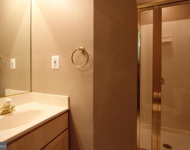 6032 Kelsey Court - Photo Thumbnail 26