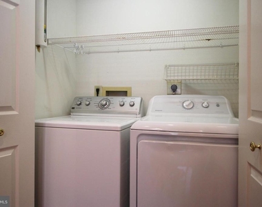 6032 Kelsey Court - Photo Thumbnail 23