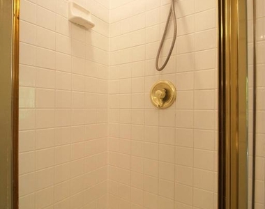 6032 Kelsey Court - Photo Thumbnail 16