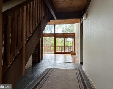 6022 Munson Hill Road - Photo Thumbnail 4