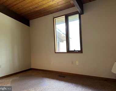 6022 Munson Hill Road - Photo Thumbnail 41