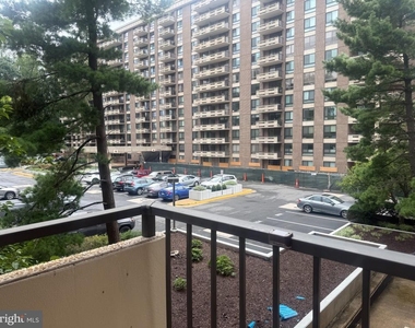1800 Old Meadow Road - Photo Thumbnail 38