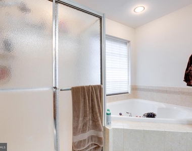 4594 Barringer Place - Photo Thumbnail 23