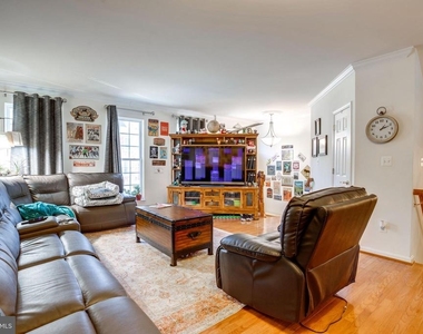 4594 Barringer Place - Photo Thumbnail 8