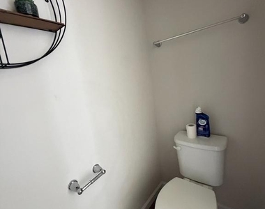 264 Sage Circle - Photo Thumbnail 17