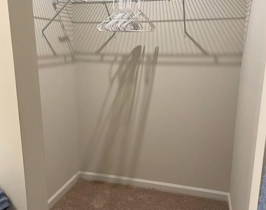 264 Sage Circle - Photo Thumbnail 18