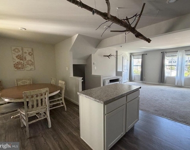 264 Sage Circle - Photo Thumbnail 11