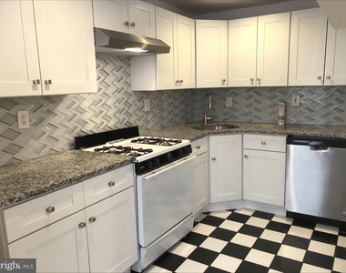 7323 Brookhaven Road - Photo Thumbnail 10