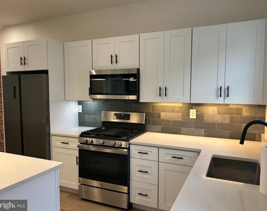 1810 Tasker Street - Photo Thumbnail 2