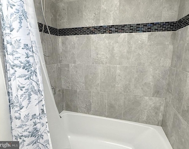 3646 Genesee Drive - Photo Thumbnail 14