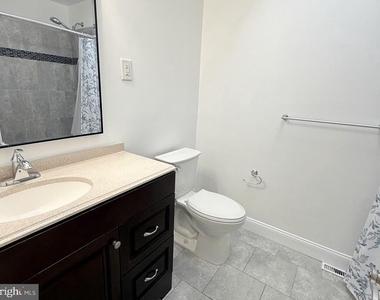 3646 Genesee Drive - Photo Thumbnail 12