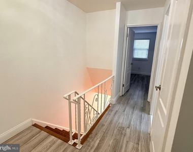 3646 Genesee Drive - Photo Thumbnail 16