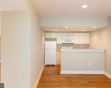 2031-5 South Street - Photo Thumbnail 10