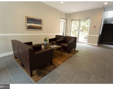 2031-5 South Street - Photo Thumbnail 7