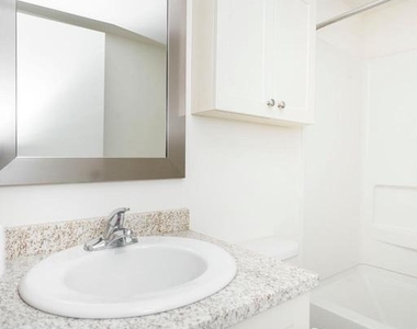 2031-5 South Street - Photo Thumbnail 23