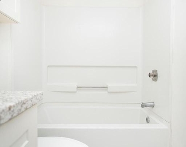 2031-5 South Street - Photo Thumbnail 22