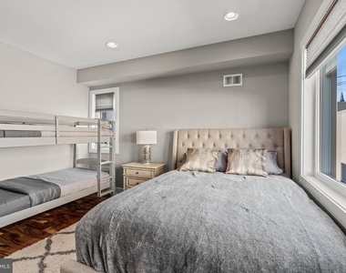 1124 N American Street - Photo Thumbnail 16