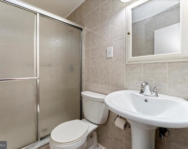 383 Lakeside Road - Photo Thumbnail 12