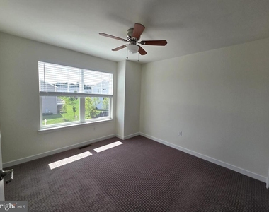 1802 Boulder Drive - Photo Thumbnail 18
