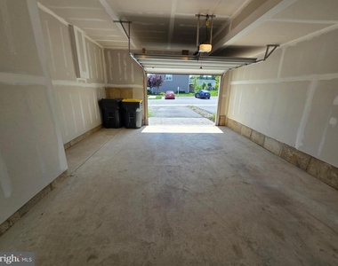 1802 Boulder Drive - Photo Thumbnail 31