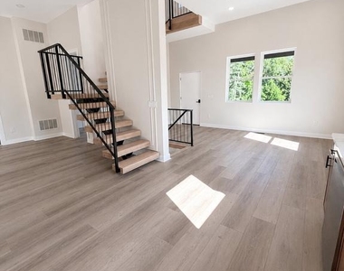 21 Cadwallader Court - Photo Thumbnail 14